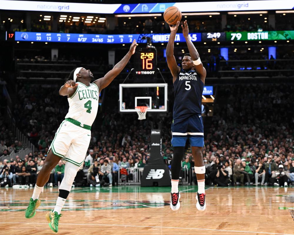 表现抢眼 表现抢眼