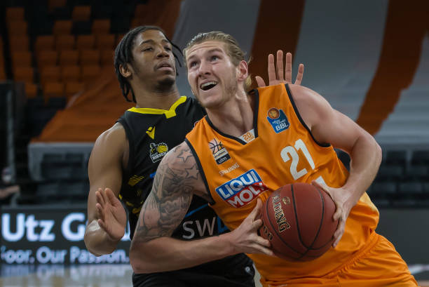 使更多人了 使更多人了